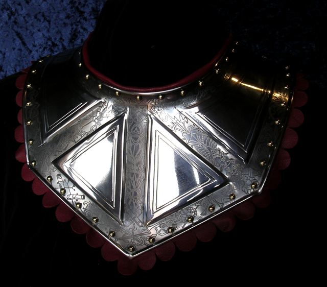 Gorget_u.jpg